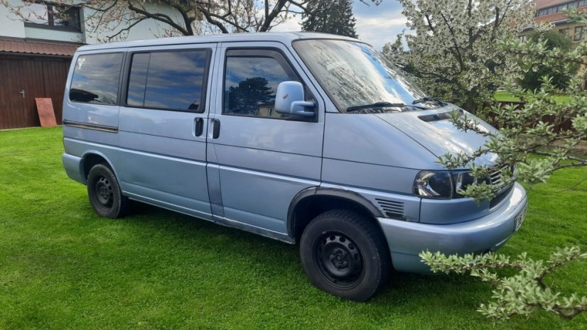Evakuační dodávka pro 65. Samostatnou mechanizovanou brigádu směr Sumy