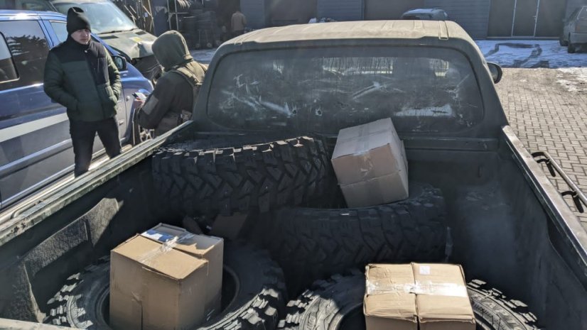 Terénní pickup pro 92. útočnou brigádu směr Kupjansk